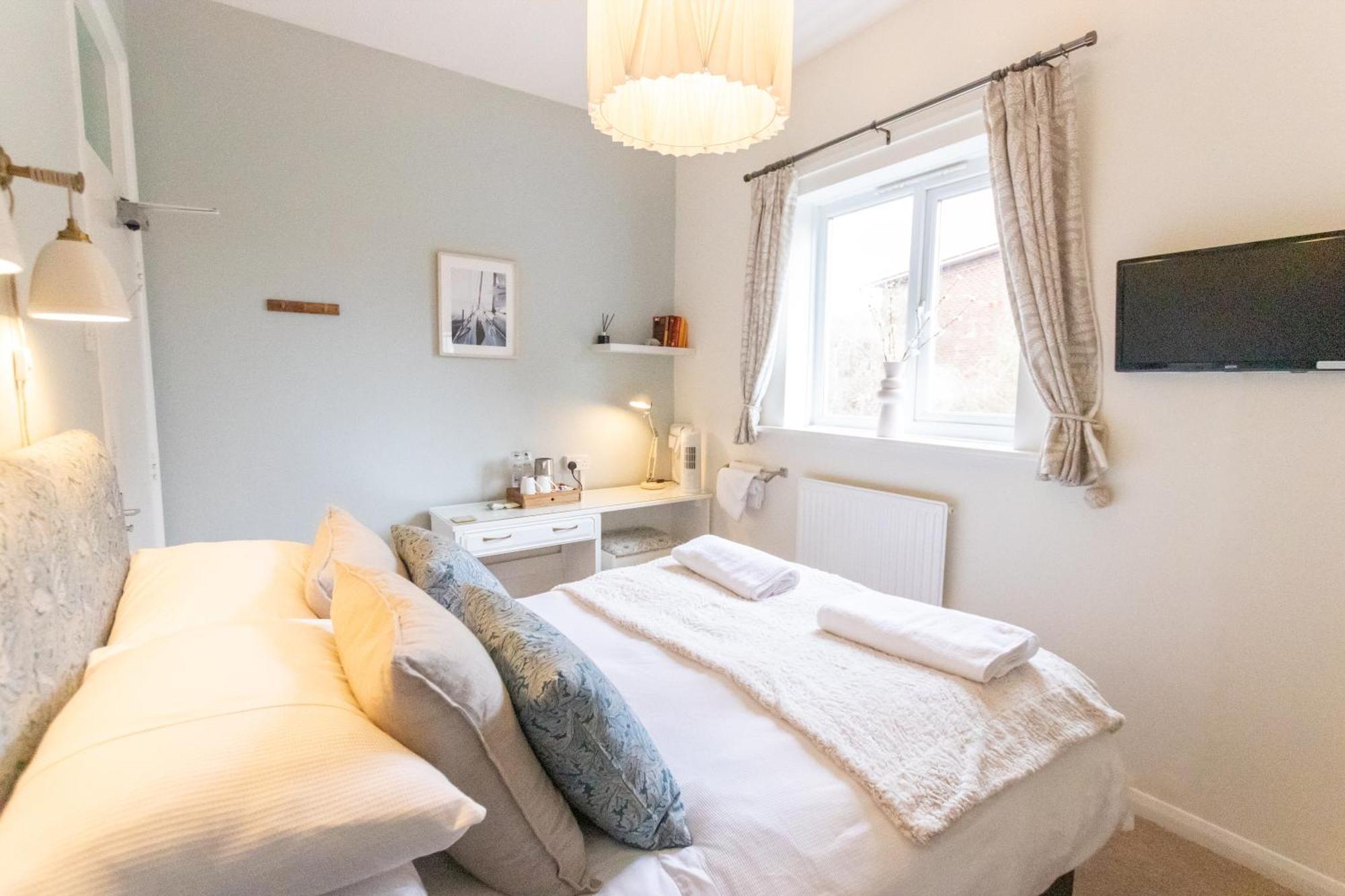 ホテル Poole Park House エクステリア 写真